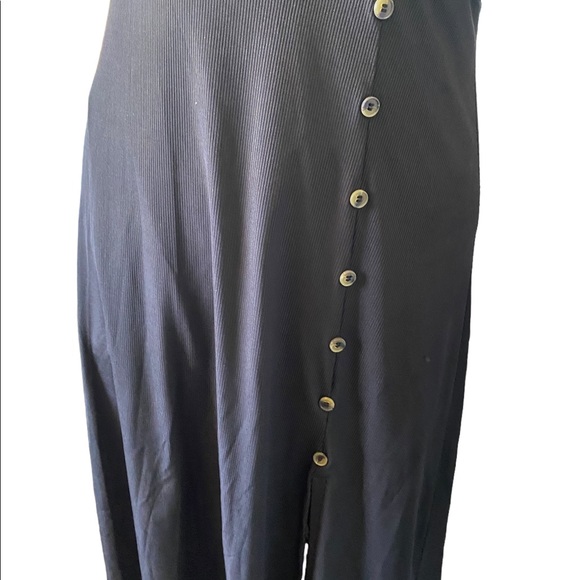 NWOT knee high slit black dress - Picture 2 of 6